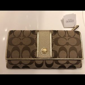 Coach wallet